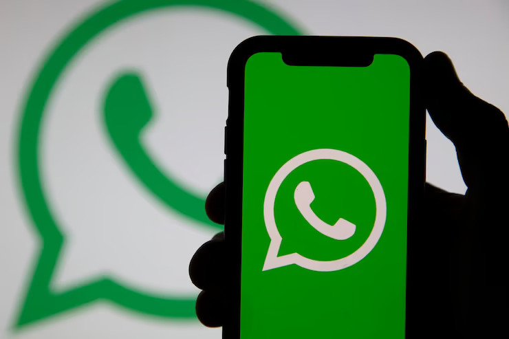 How to See Someone's WhatsApp Messages: SMM